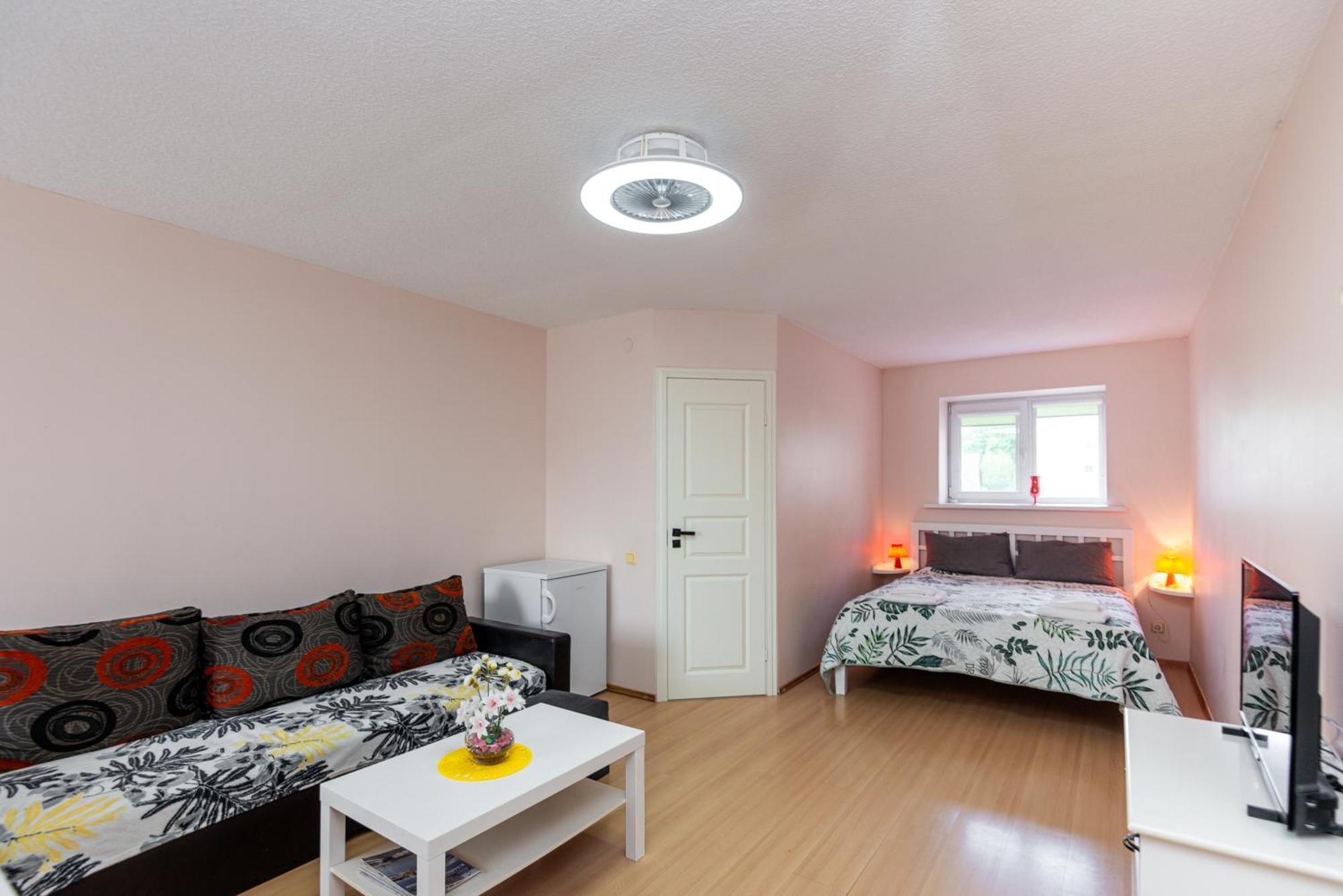 Apartamentai Pas Regina Паланга Экстерьер фото