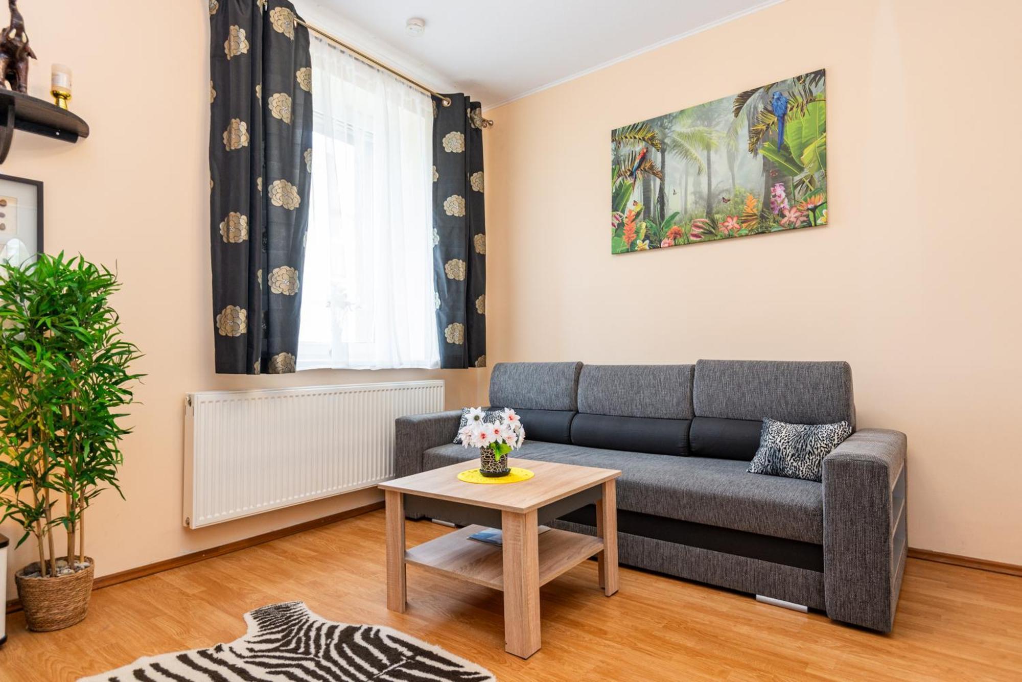Apartamentai Pas Regina Паланга Экстерьер фото